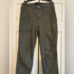 Green Strerchy Cargo Pants